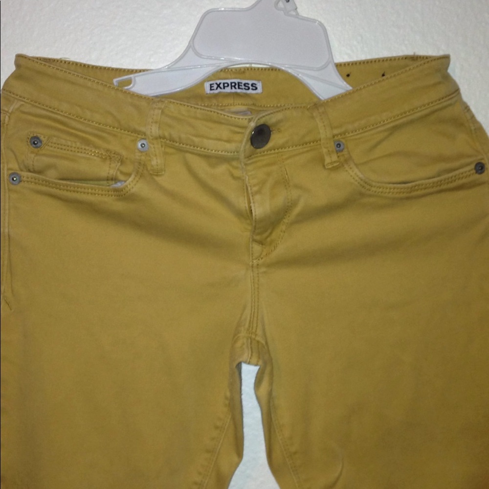 Mustard colored pants